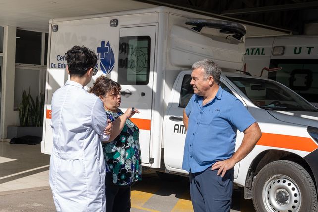 Timbúes: el Centro de Salud Dr. Eduardo Gerbaix recibió una nueva ambulancia