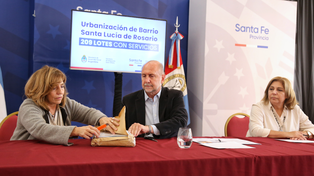 Perotti presidió la apertura de sobres para la urbanización del barrio Santa Lucía de Rosario