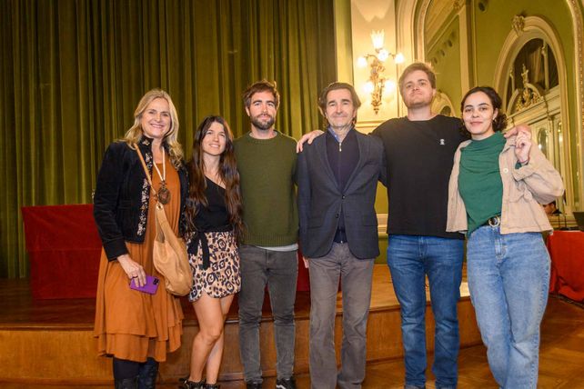 Claudia Sabatini, Alejo Martínez Carbonell, Giuliana Allegri, Guido y Joaquín Martínez Carbonell y Paula Fernández.