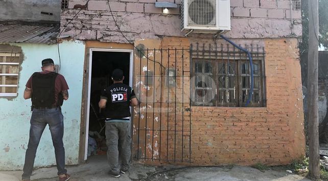 Golpe a la venta de drogas en barrio San Lorenzo: 10 detenidos