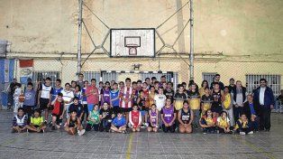 Alianza y Atenas protagonizaron un gran encuentro de Escuelitas en Santo Tomé