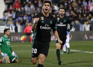 Real Madrid festejó sobre la hora