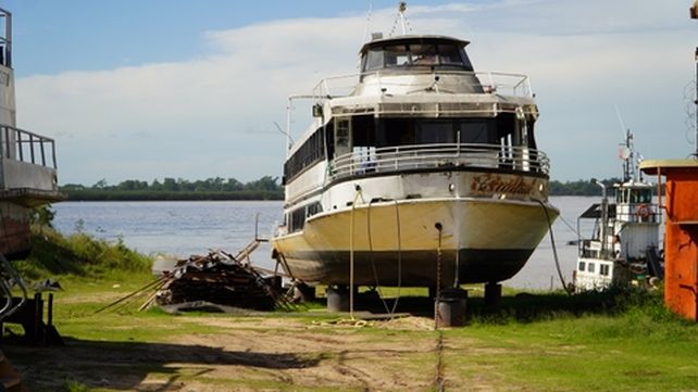 El Barco Ciudad de Rosario se prepara para su vuelta al Paraná impulsado por motores a biodiésel