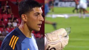 Violencia en Rosario: hinchas de Newells le arrojaron un vidrio a Brey.