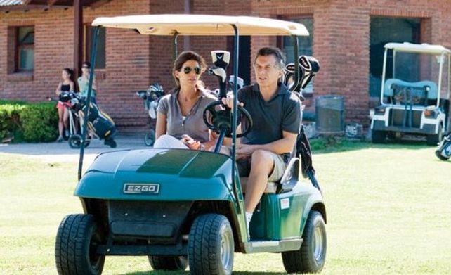Macri mandó a comprar cuatro carritos de golf nuevos para la residencia de Olivos