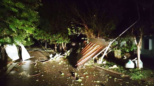 Temporal en Hernandarias ocasionó una gran cantidad de daños estructurales