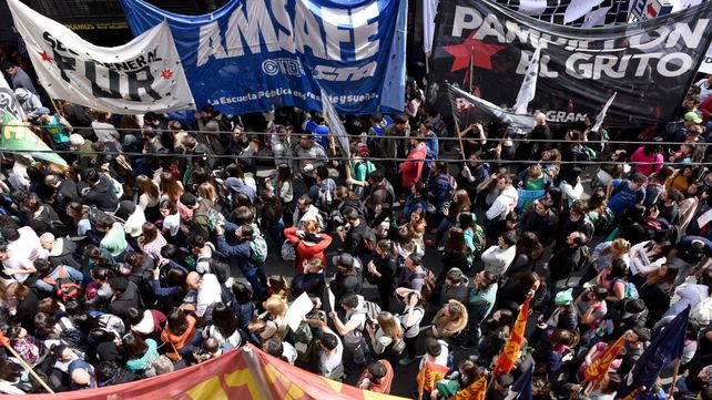 En el marco del paro lanzado por las dos CTA