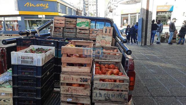 Paraná: quieren desalojar a los vendedores ambulantes y crece la tensión