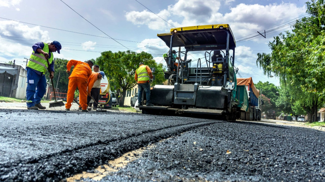 Avanza a buen ritmo la reconstrucción de 400 calles