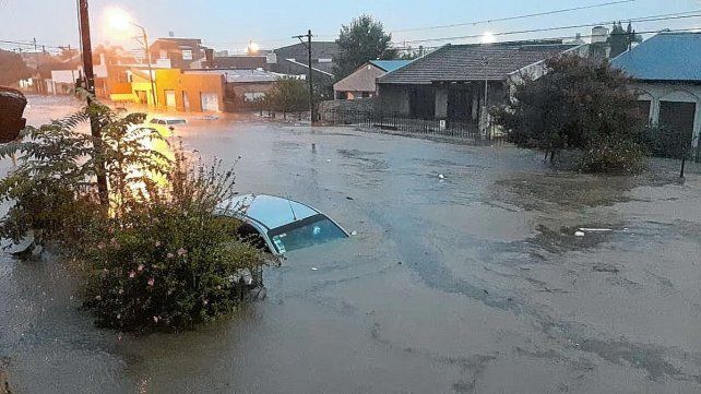 Bahía Blanca bajo agua tras el temporal