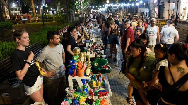 Javkin en la Noche de las Peatonales: En los momentos difíciles hay que ganar la calle