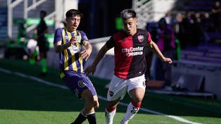 Fabricio Tirado fue uno de los pocos que no desentonó en el clásico de reserva.