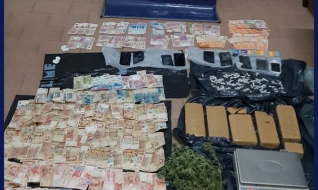 Desbaratan una banda dedicada al narcomenudeo que operaba en barrio Las Flores