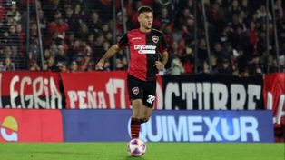 Ian Glavinovich se queda en Newells por el momento ya que el pase a Brasil se cayó.