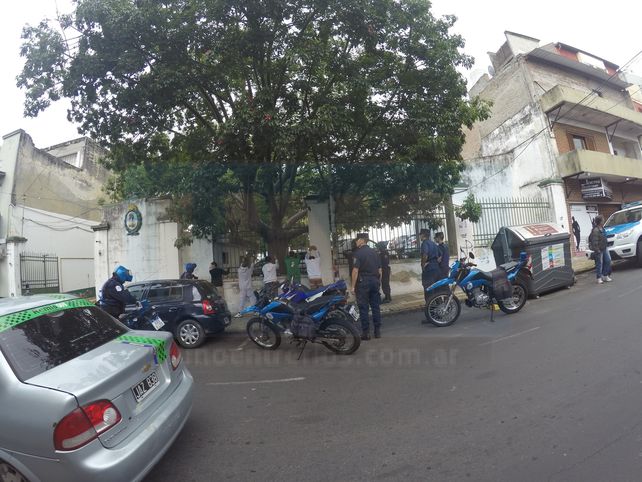 Sorprendió el operativo por averiguación de antecedentes en calle Urquiza