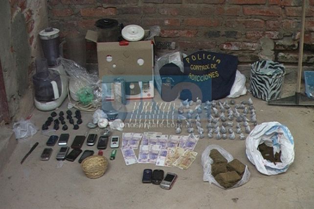 Detuvieron a dos mujeres que vendían estupefacientes en Santo Tomé