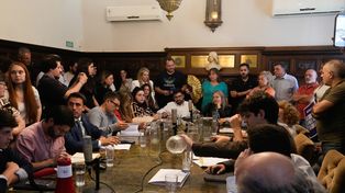 A un paso de que el Concejo legalice las app Uber y DiDi, tras un día agitado y de fuerte debate