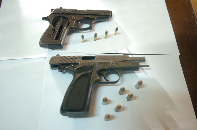 La policía santafesina incautó en 306 días de 2013 unas 644 armas