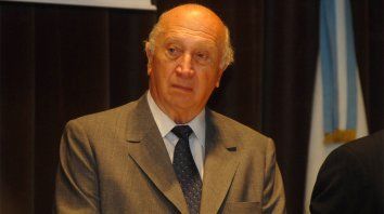 Roberto Rosúa, un dirigente político de raza. Roberto Rosúa, un dirigente político de raza.