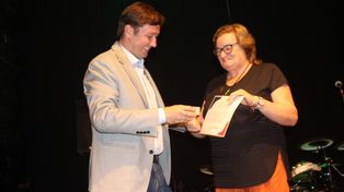 La iniciativa buscó reconocer y visibilizar a mujeres que, con compromiso y vocación, transforman sus localidades, muchas veces desde espacios silenciosos pero fundamentales para la vida social, cultural y educativa de la región.&nbsp; 