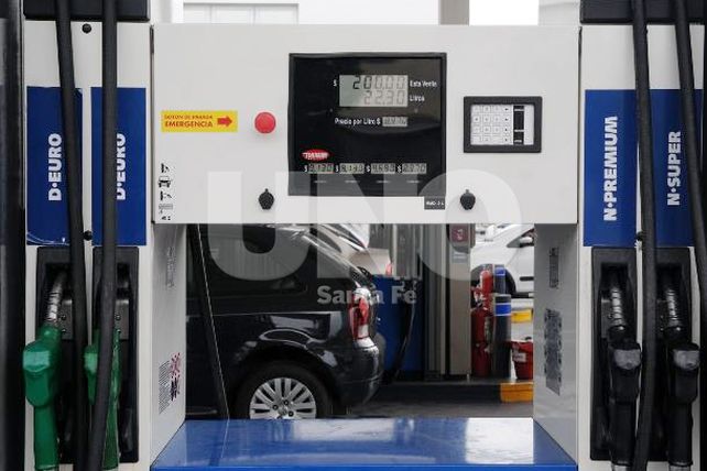 Se viene un aumento en el combustible