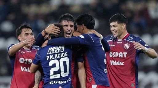 Unión ya se esta enfrentando a Lanús