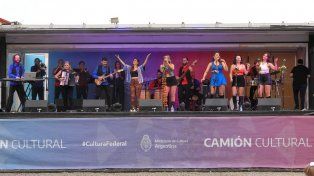 El Camión Cultural llega al Club Sportivo Urquiza de Paraná