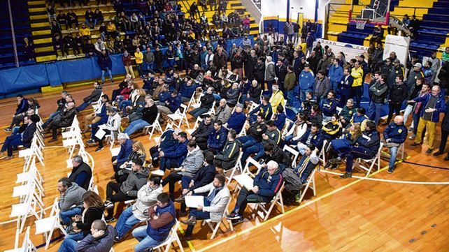 Reunión canalla. A las 17.30 será el primer llamado