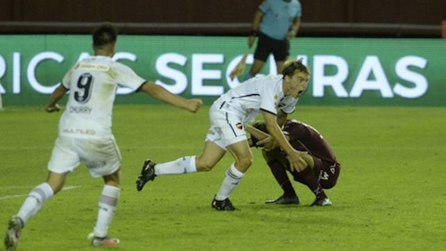 Grito leproso. Cacciabue festeja el segundo gol de Newell’s