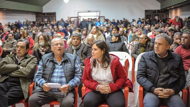 Homenajearon a Varisco con el salón principal del Comité Provincial de la UCR colmado.