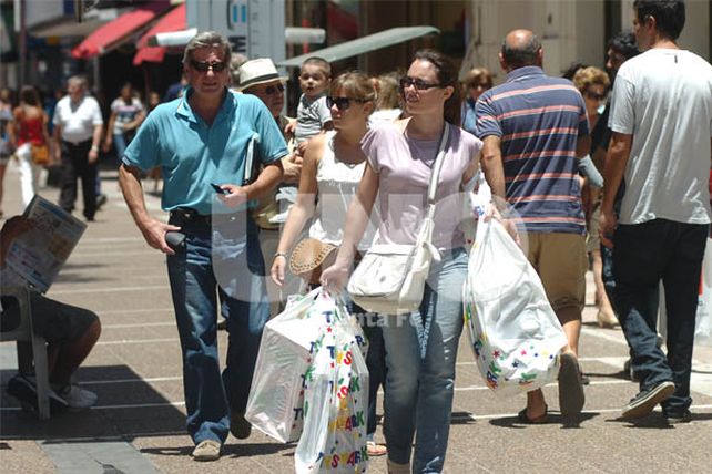 Las ventas minoristas bajaron 2,4% durante todo el 2012