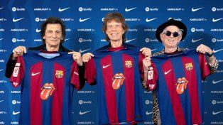 Ron Wood, Mick Jagger y Keith Richards, con los colores del Barça.