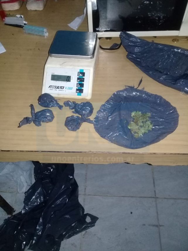 Vendedor de drogas amenazó a un vecino y descubrieron venta fraccionada