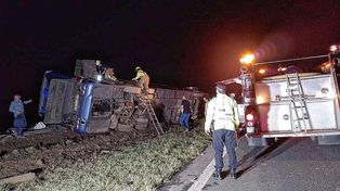 Angélica: volcó un colectivo y hubo 5 heridos de los 55 pasajeros transportados