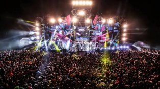Fiesta de disfraces en la ciudad de Paraná