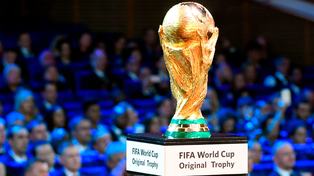 El trofeo de la Copa del Mundo de la FIFA llegó al país