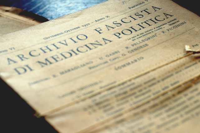 Documentos y materiales encontrados en la Cátedra de Psiquiatría de la Facultad de Ciencias Médicas. 