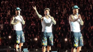 Maluma se indignó al evr a un bebé entre los asistentes de su show