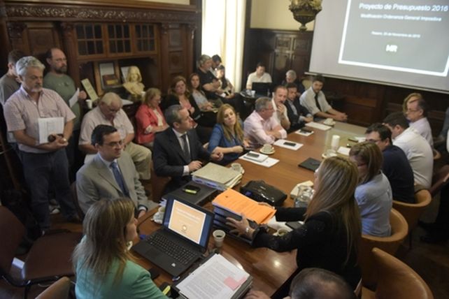 clásico. El presupuesto llega a la última sesión de prórroga con una negociación abierta. El año electoral está en el debate sobre gastos e ingresos de 2017.