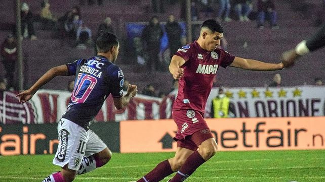 Lanús igualó 0-0 ante Independiente del Valle y quedó eliminado de la Copa Sudamericana.
