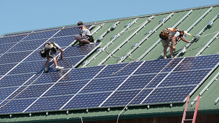 La posibilidad de conseguir trabajo como instalador de paneles solares en Argentina es real, pero el rubro en general no termina de arrancar.