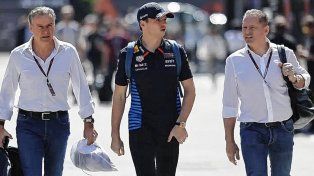 Verstappen quiere centrarse en el coche y no en el drama de Red Bull