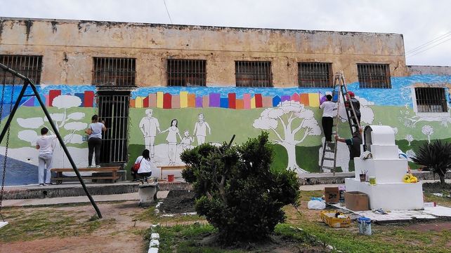 Las clases presenciales volverán paulatinamente a dictarse en las nueve cárceles