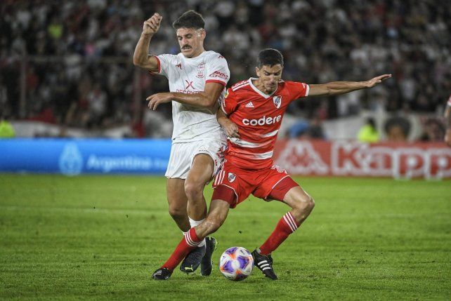 River busca afirmarse en lo más alto de su zona ante Huracán