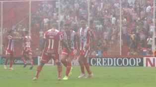 Unión goleó a Lanús y llega muy entonado a su debut en la Copa Sudamericana