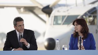 Sergio Massa y Cristina Kirchner, la primera foto juntos tras ser elegido precandidato presidencial de UP.&nbsp;