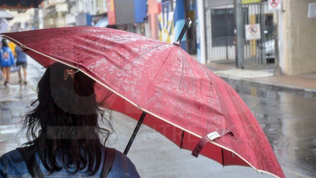 Anuncio de lluvias y alerta de tormentas para Entre Ríos