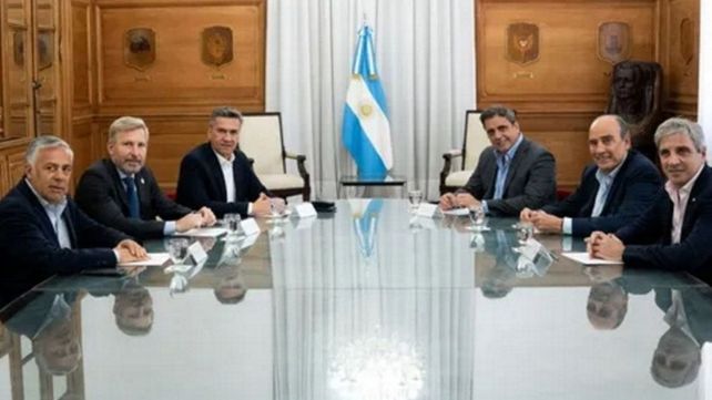 Lisandro Catalán inauguró la mesa federal con las provincias y recibe a gobernadores