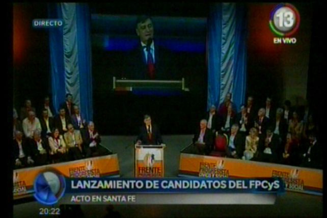Presentación de los candidatos del FPCyS en la ciudad de Santa Fe