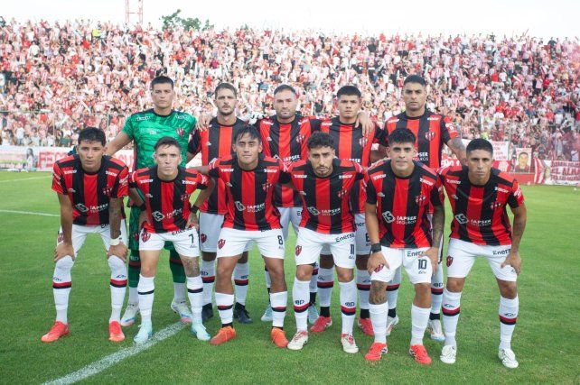 Patronato juega en Tucumán.